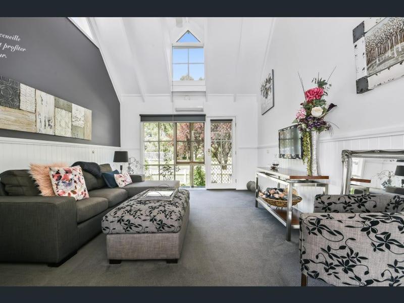 Creek Cottage Bed And Breakfast Traralgon Bagian luar foto