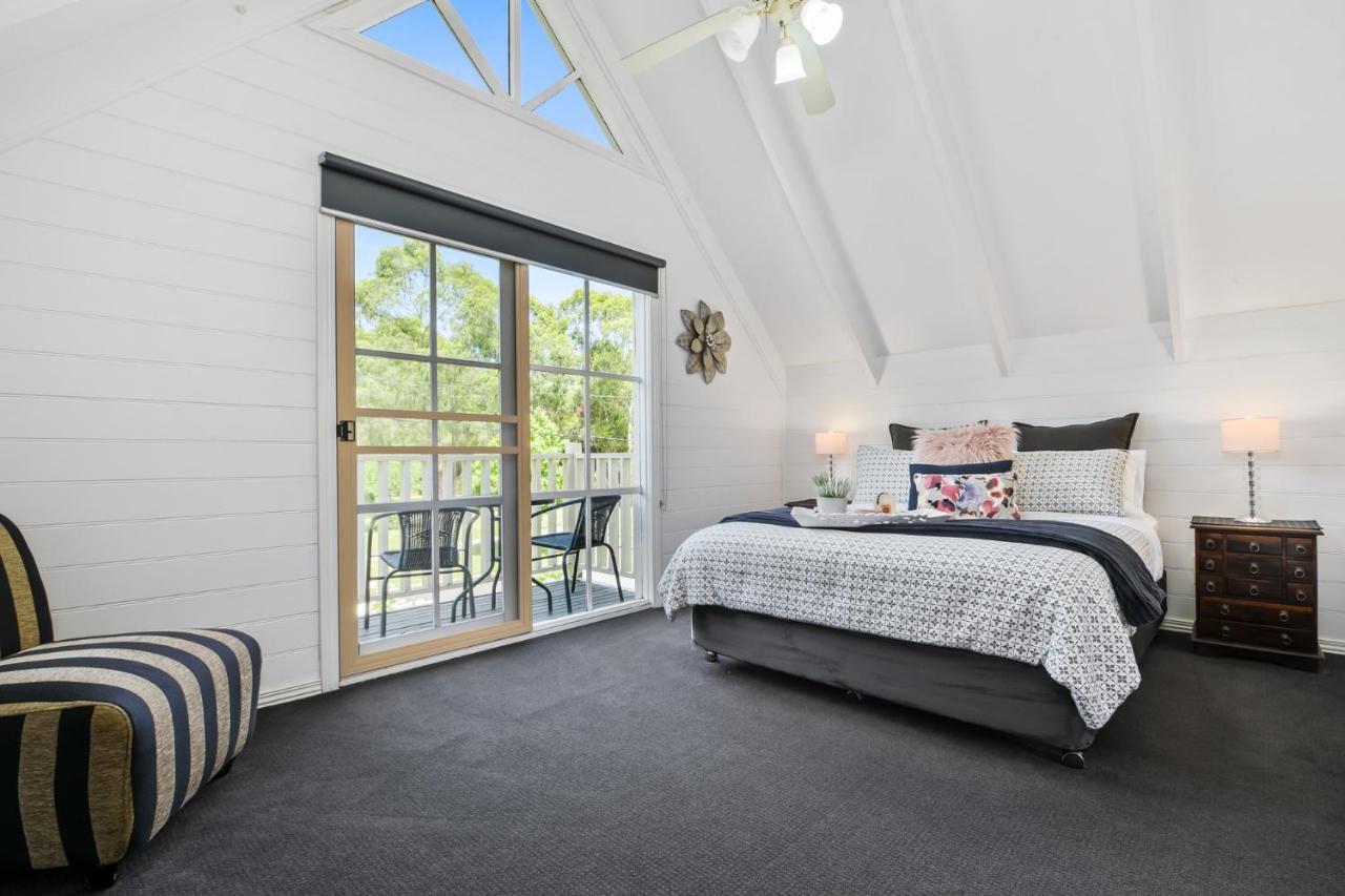 Creek Cottage Bed And Breakfast Traralgon Bagian luar foto